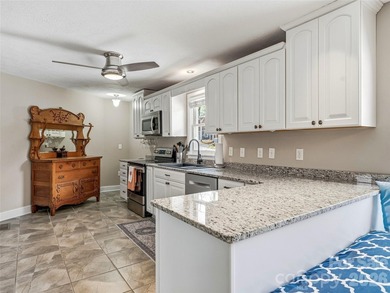 Perfect location for the Lake Lure vacation home buyer seeking - photo 7
