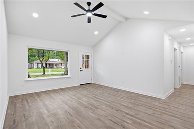 Completely Renovated from Top to Bottom! Move-In Ready in Flood - photo 4
