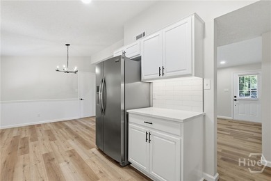 Fully renovated Windsor Forest brick ranch with modern updates - photo 14