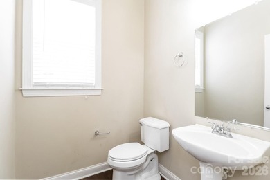 Spacious and move-in ready, this 5 bedroom, 4.5 bath Charlotte - photo 19