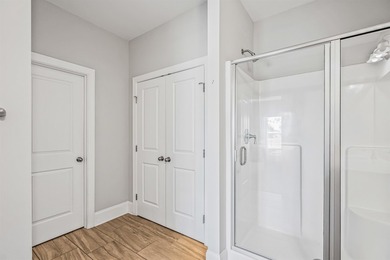 Welcome to this immaculate, move-in-ready four-bedroom, two full - photo 26