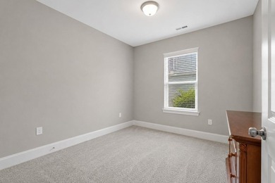Welcome to this immaculate, move-in-ready four-bedroom, two full - photo 27
