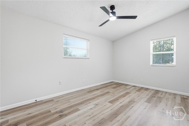 Fully renovated Windsor Forest brick ranch with modern updates - photo 27