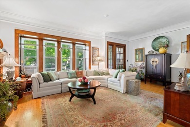 Large Shorewood duplex in a prime location near restaurants - photo 9