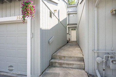 This Gorgeous 3 Bed plus office, 2.5 Bath, 2 car garage w/new - photo 2