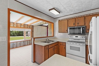 One of the most compelling opportunities on the lake! 181 feet - photo 15