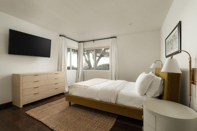 Set along a quiet lane in the foothills of Carpinteria, Casa de - photo 19