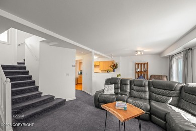 This Gorgeous 3 Bed plus office, 2.5 Bath, 2 car garage w/new - photo 10