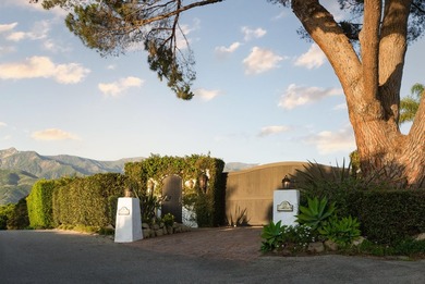 Set along a quiet lane in the foothills of Carpinteria, Casa de - photo 23