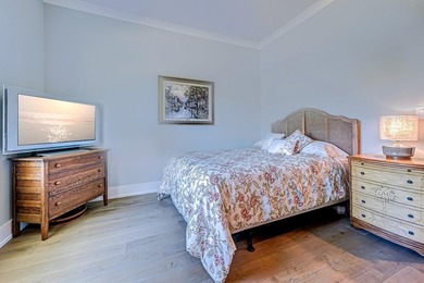 EXTREMELY RARE OPPORTUNITY to own a brand new, fully custom home - photo 41