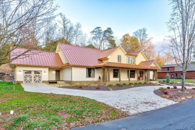Pigeon River  Home For Sale in Pigeon Forge Tennessee