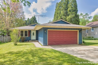 Lake Home Sale Pending in Lake In The Hills, Illinois