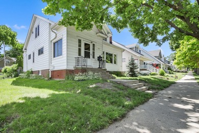 Located in one of Bay View's most desirable neighborhoods, this - photo 6