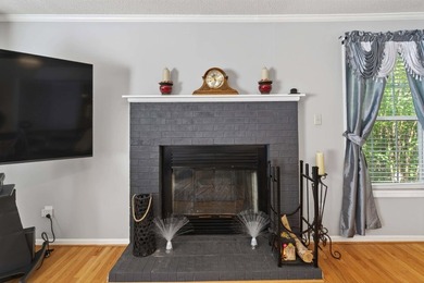 Get ready to fall in love with this inviting 3-bedroom, 2.5-bath - photo 14