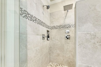 This beautiful waterfront home with short term rental - photo 16