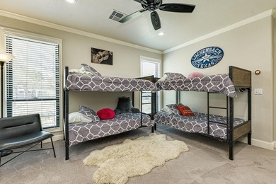 This beautiful waterfront home with short term rental - photo 21