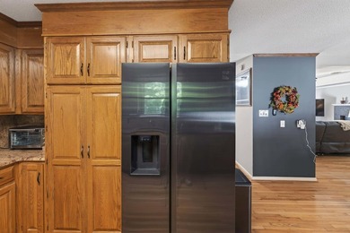 Get ready to fall in love with this inviting 3-bedroom, 2.5-bath - photo 23