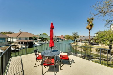 This beautiful waterfront home with short term rental - photo 27
