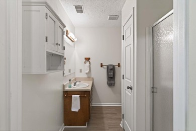 Get ready to fall in love with this inviting 3-bedroom, 2.5-bath - photo 46
