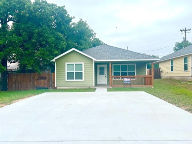 Llano River - Llano County Home For Sale in Kingsland Texas