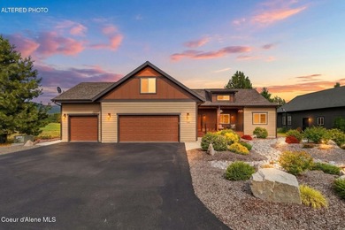North Idaho living at its finest in this sought- after Fairways - photo 3