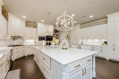 THIS HOME COMBINES STYLE, SPACE, AND SOPHISTICATION-READY TO - photo 5