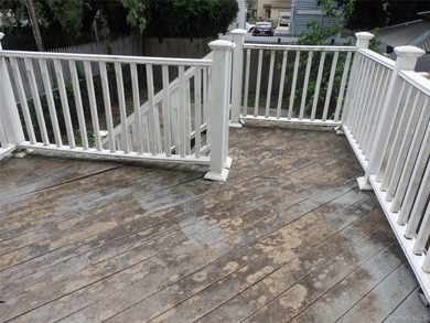 Welcome to your semi-attached 3 Bed, 2 Bath home offering - photo 12