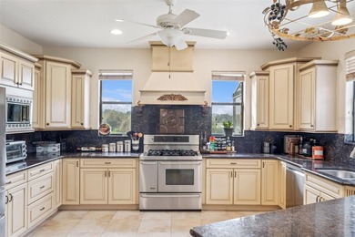 ***Stunning Luxury Equestrian Estate on 10.6 Private Acres - - photo 14