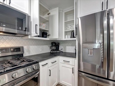 Lakefront Luxury Meets Laid-Back Living! Welcome to your dream - photo 14
