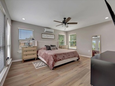 Lakefront Luxury Meets Laid-Back Living! Welcome to your dream - photo 17