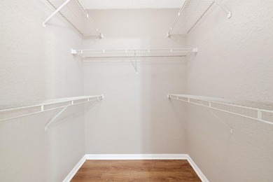 Charming second-floor 2BR/2BA condo in Oakland Forest with - photo 18