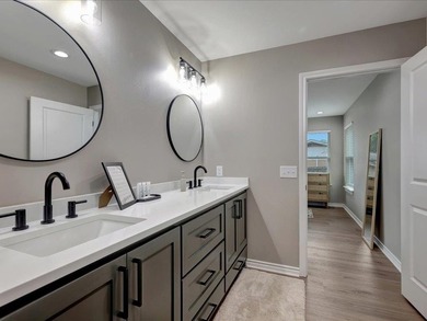 Lakefront Luxury Meets Laid-Back Living! Welcome to your dream - photo 19