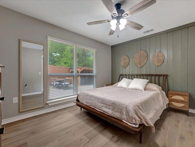 Lakefront Luxury Meets Laid-Back Living! Welcome to your dream - photo 20