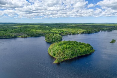 Your own private island-like paradise! Nestled on a peninsula - photo 24