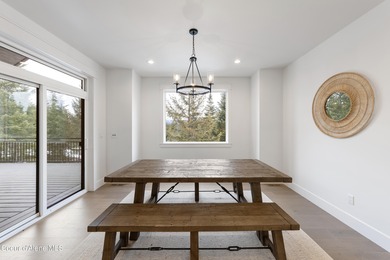 Set on 3.1 beautifully forested acres within a quiet gated - photo 32