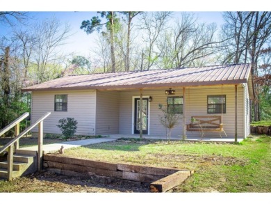 NEWLY REMODELED HOME IN CASSEL BOYKIN - Lake Home For Sale in Zavalla, Texas