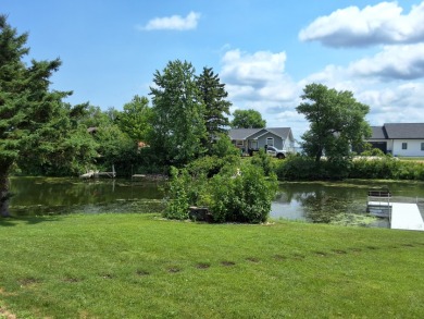 Gorgeous, well maintained lake home on Lake Kampeska! - photo 27