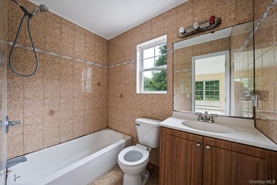 Welcome to 86 Eleanor Avenue, a 3-bedroom, 2-bath Colonial - photo 18