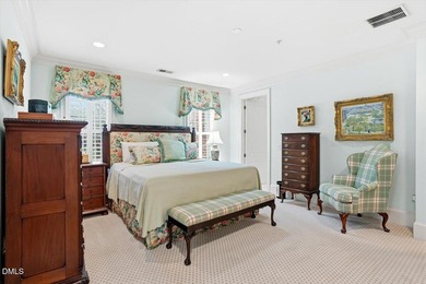 Gorgeous Hilltop Condo end unit overlooking the trees! Refined