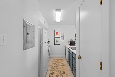 LEAVE your worries behind at Leeward Isles, #4205! This - photo 7