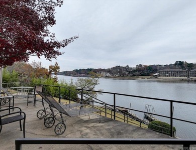 Nightly rentals allowed with covered boat slip and lift - photo 32