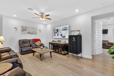 Hurry don't miss out on this upgraded Meritage Onyx model in - photo 32