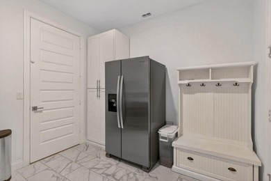 Hurry don't miss out on this upgraded Meritage Onyx model in - photo 34
