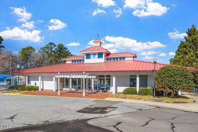 Gorgeous Hilltop Condo end unit overlooking the trees! Refined