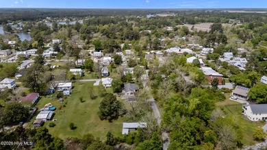 Homesite in the heart of the Village of Oriental, North - photo 10