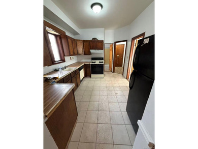 Two-family detached property in the heart of Staten Island - photo 5