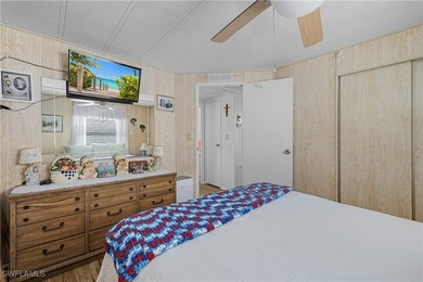 Pine Island Cove 55+ community.munity POOL, HOT TUB, CLUBHOUSE - photo 12