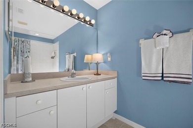 Welcome to this beautifully furnished 3-bedroom, 2-bath - photo 15