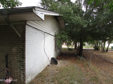 Great location for this 4/2 brick home. Has a newer roof but the - photo 23