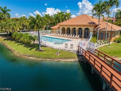 Welcome to this beautifully furnished 3-bedroom, 2-bath - photo 25